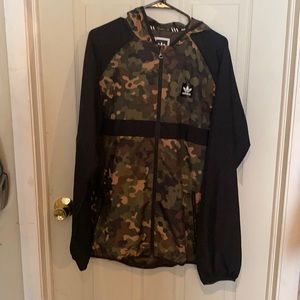 EUC MENS ADIDAS WINDBREAKER SIZE LARGE